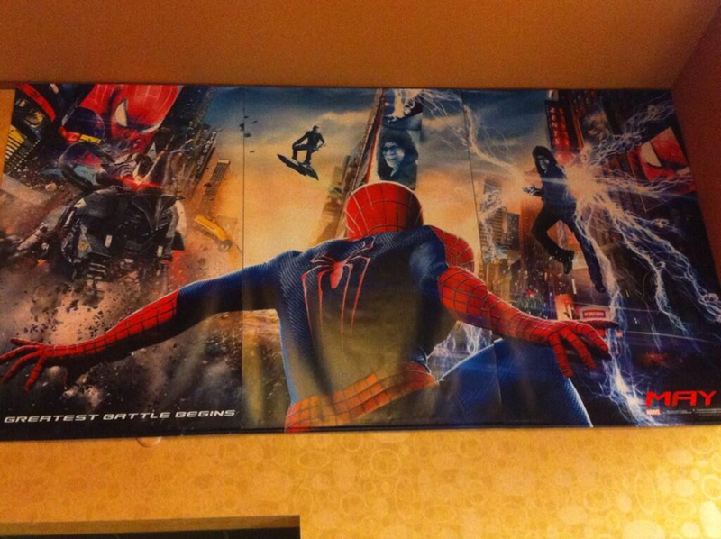 Illustration for article titled First (fuzzy) look at Amazing Spider-Man's Rhino and Green Goblin